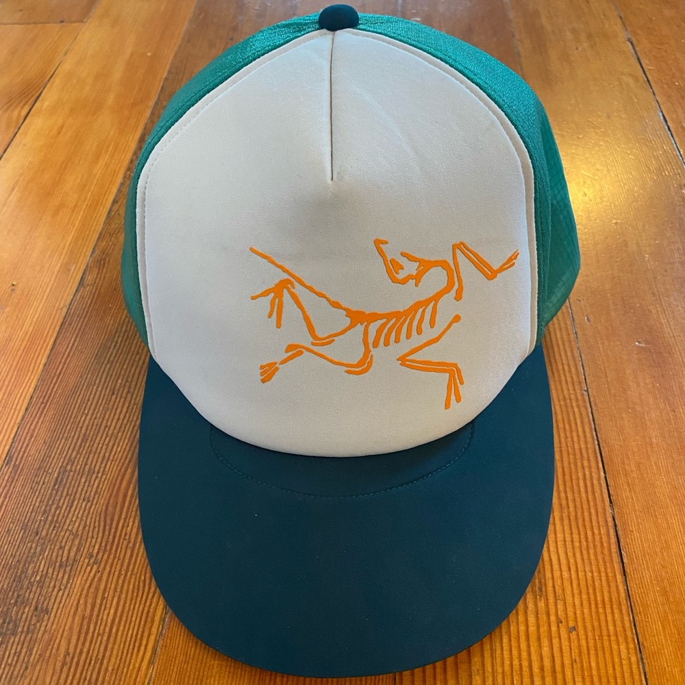 Arc’tyrex trucker hat